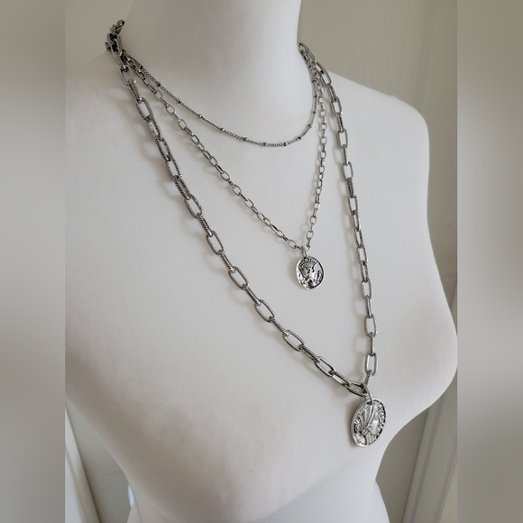 NWOT Antiqued Silver Tone Multi Layered Coin Chain Necklace - Picture 7 of 11